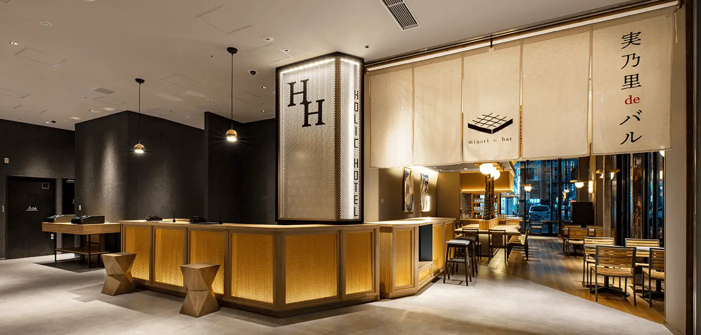 AKABANEHOLIC HOTEL距离东京和大宫的主要车站均不到20分钟路程，无需换乘。