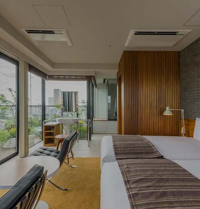 具备舒适和功能性的客房