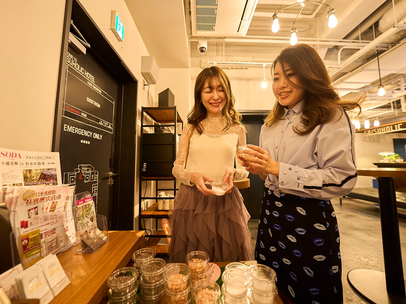 酒店用品自助餐/浴盐和眼罩等可随意取用!