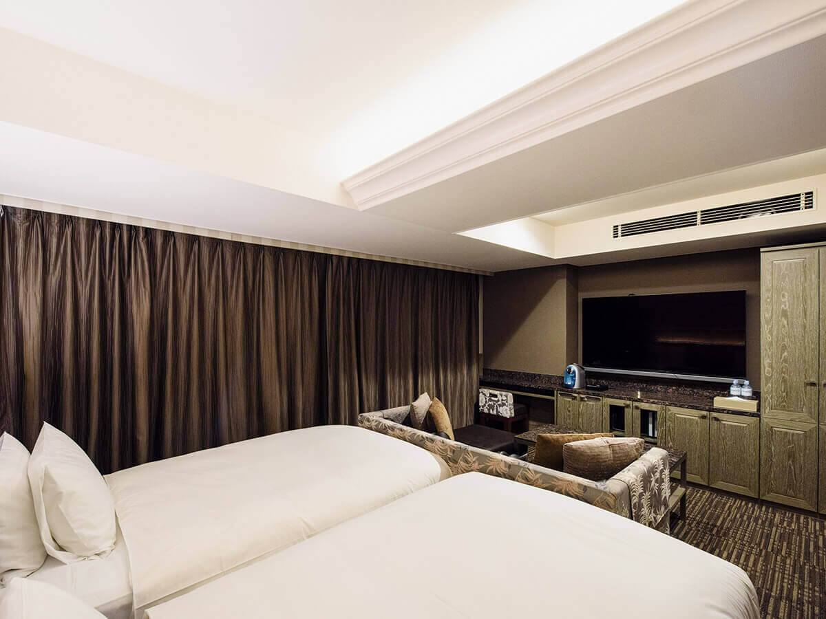 豪华双床（吸烟/非吸烟）