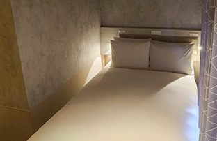 服务双人 (禁烟)