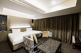 豪华双床（吸烟/非吸烟）