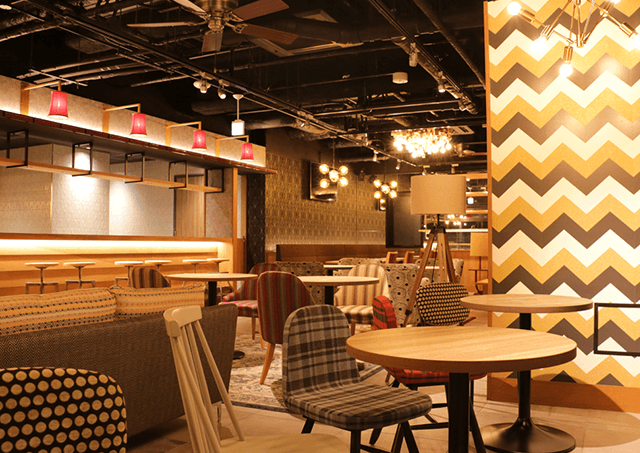 カフェ&BAR／夜
