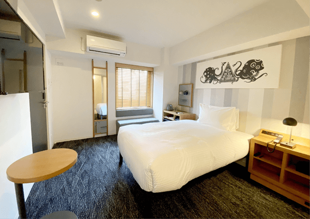 ユニバーサルダブル